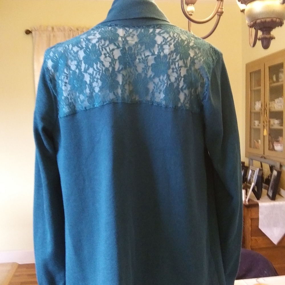 Sweater - Picture 2 of 4